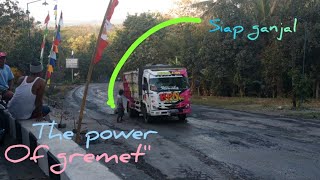 Download lagu Dump truk Dyna elf giga canter muat pasir di tanjakan Dump truk Dyna elf giga canter muat pasir di tanjakan