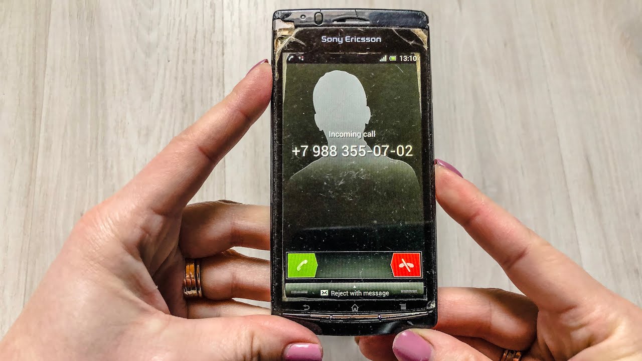 Sony Ericsson Xperia ARC S  (LT15i) Incoming call + Phone Review