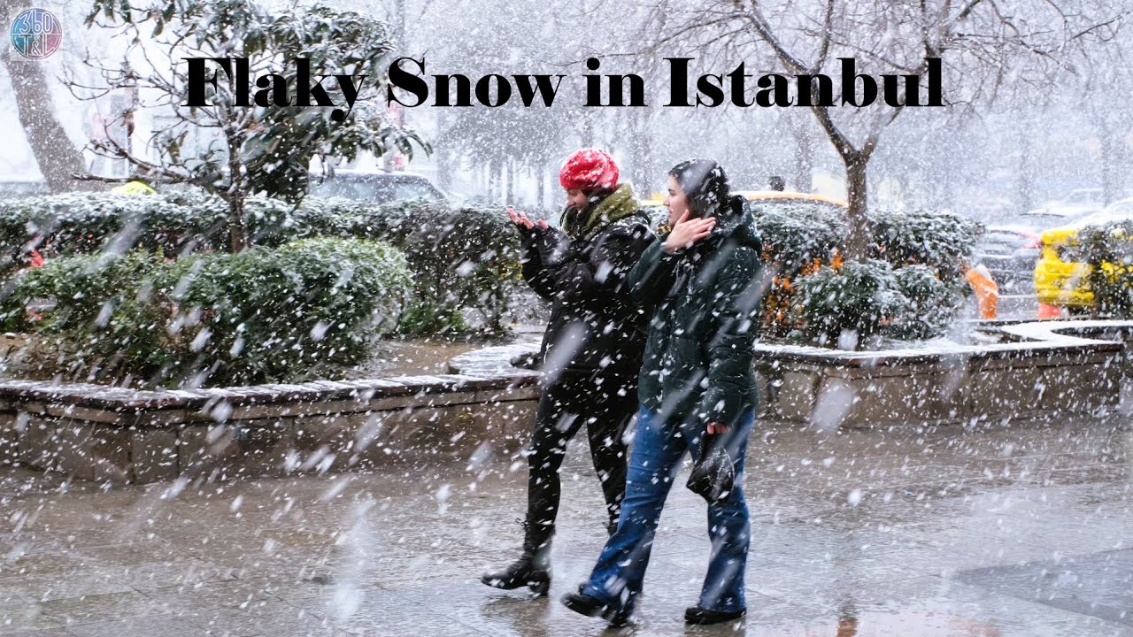 Awesome Flaky Snow in Istanbul Kadikoy - February 22, 2025