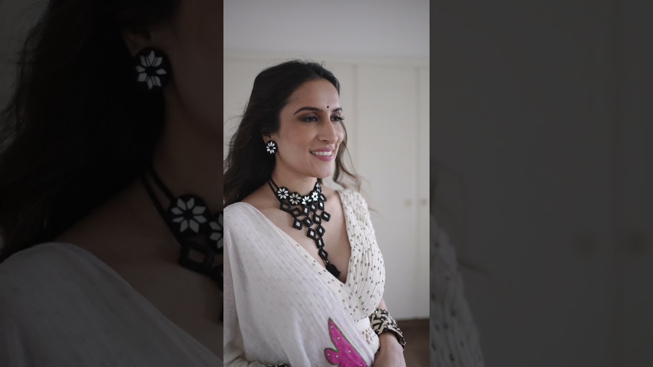 This trend in Navratri style! What do you think?