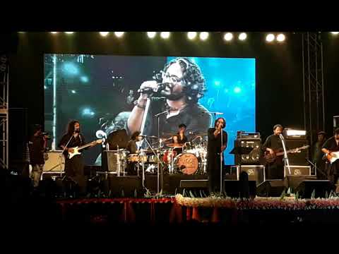 shei-tumi-keno-eto-ochena-hole-by-ayub-bacchu-|-fakira-band-live-|-dhaniakhali-college-social