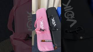 Escaleta Voik EM-32, disponível nas cores: rosa, azul e preto.
