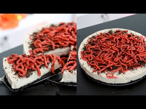 How to Make a Worm Cheesecake | Halloween Cheesecake | RECIPE