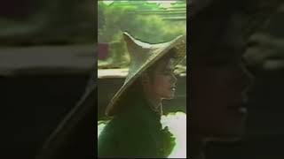 Michael Jackson in Japan enjoying the nature