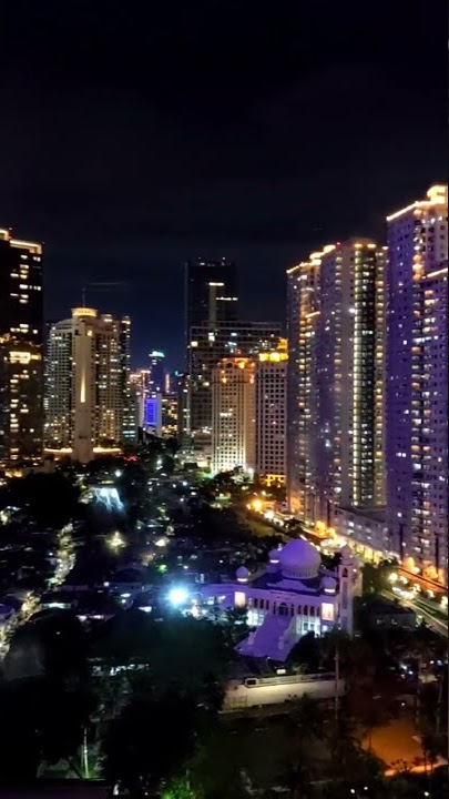 Keindahan Malam Kota Jakarta