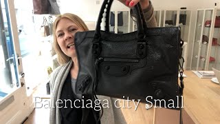 reparatøren bestille Fredag Balenciaga City Small Review - YouTube