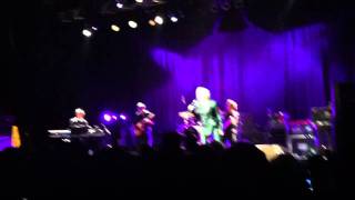 Cyndi Lauper What's Going on Rockhal Luxemburg 9-7-11