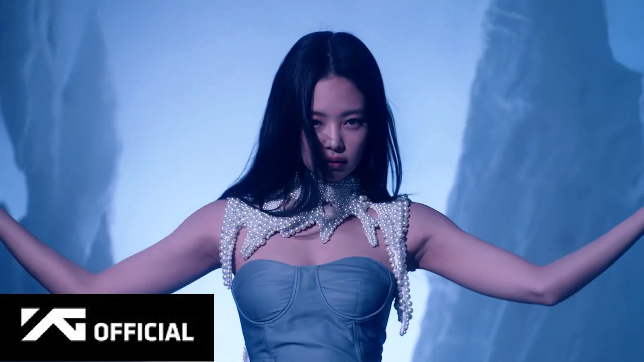 JENNIE - 'MOONLIGHT' M/V - YouTube