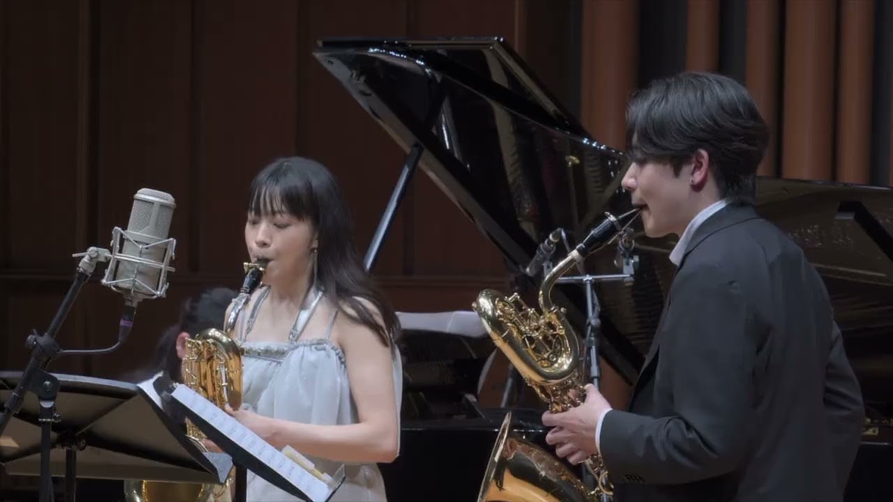 Leroy Anderson - Baritonist's Holiday (Bugler's Holiday by 3 baritone saxophones)