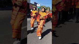 adik manis menari #karnaval #karnavalparty #pawai #beranda #karnavallucu #budaya #dance #dance #dj