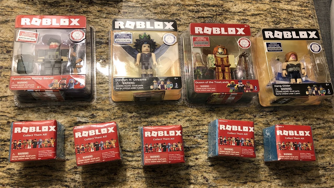 Abrindo Varios Brinquedos Surpresas De Roblox Youtube - os brinquedos do roblox