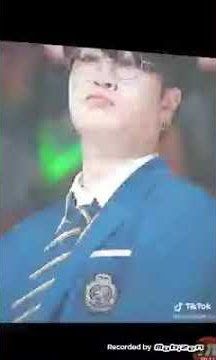 Cieeeee ciee ada yang ulang tahun