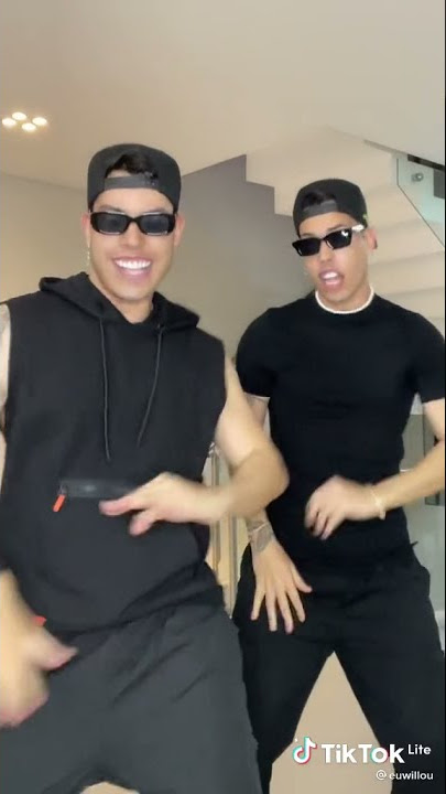 chifre na cabeça  #shorts