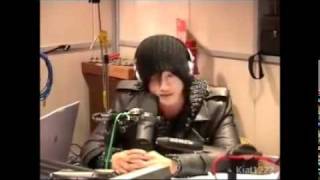Kim Hyun Joong of SS501  singing creep (Radiohead)