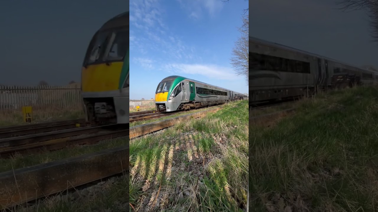 Irish rail class 22000 @ Kildare 