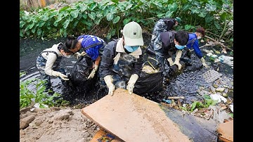 “Biệt đội” tình nguyện vớt rác trên những con sông ở Hà Nội