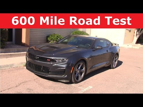 2020-chevrolet-camaro-2ss:-performance-&-economy-drive