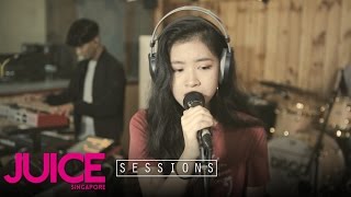 Video thumbnail of "Disco Hue - Plastic Hearts | JUICE Sessions"