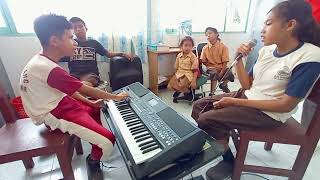 Download Lagu Cover Lagu Sumba O Ina O Ama Oleh Marten dan Susan MP3