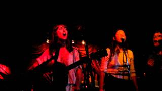 Feist "Mushaboom" Live at Del Monte Townhouse Secret Show