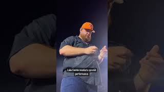 Luke Combs takes Zyn from Fan Mid Performance 😂: Barstool Backstage #lukecombs