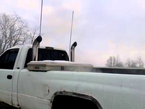 12 valve cummins cold start - YouTube