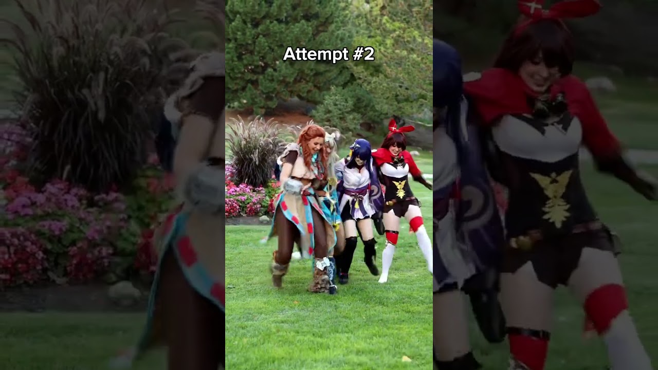 Tried this trend in our Genshin cosplays 🥲👯‍♀️ ​⁠@halcybella ​⁠@Athena_grimes ​⁠@prototype_fox