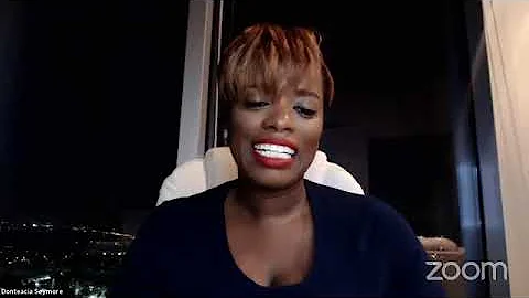 How to Build a 6-Figure Product with Donteacia Sey...