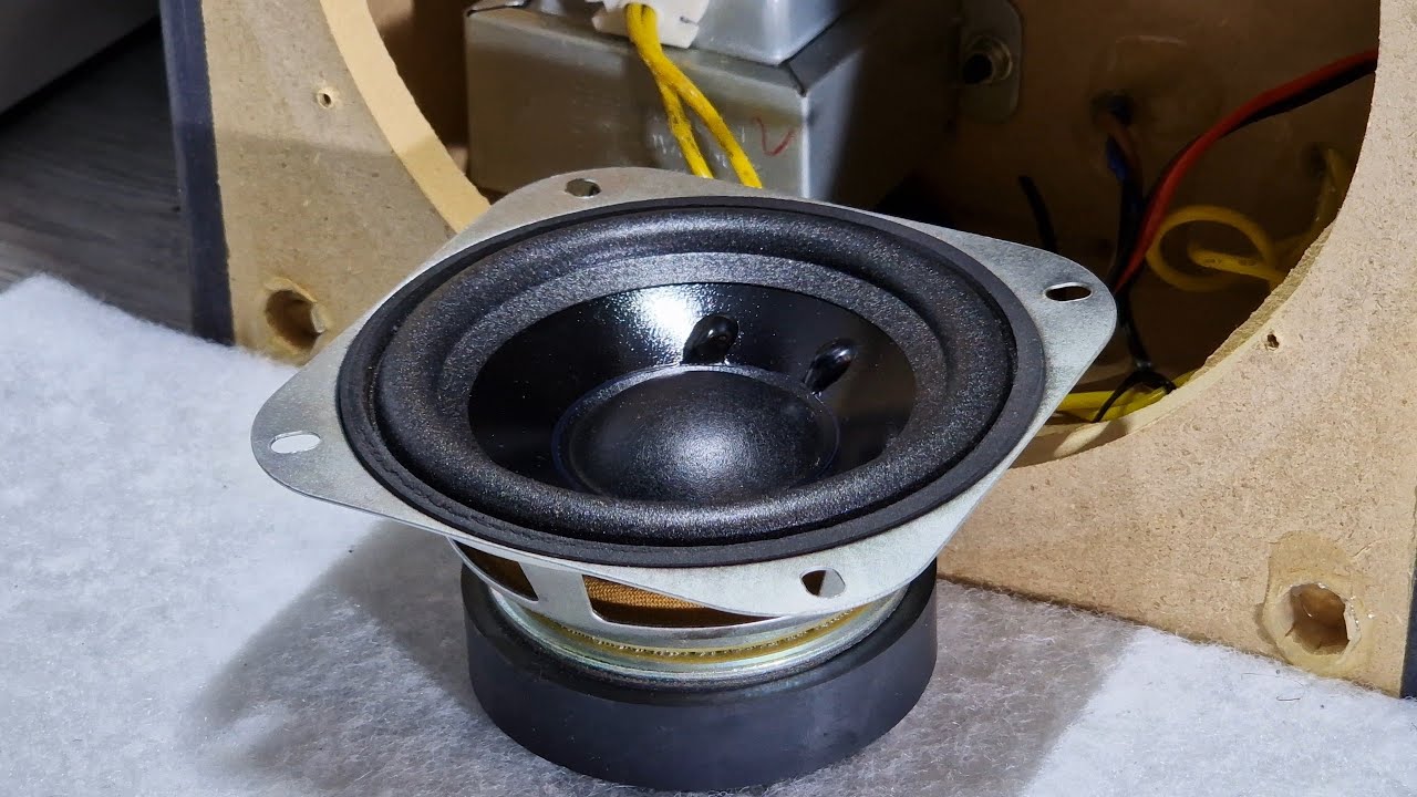 Logitech Z3 Sub Free Air Bass Test YouTube