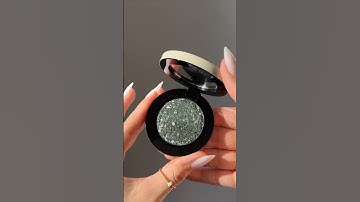 Relax + watch me swatch the MAKE Multi-Chromatic Metal-Reflecting Eyeshadows! 🌌 💫 #eyeshadow