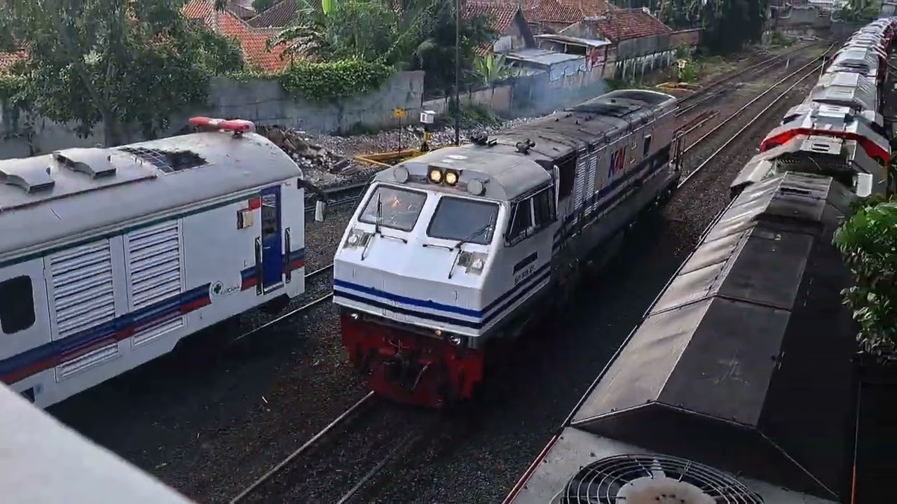 HUNTING PAGI PAGI DI STASIUN TANJUNG KARANG