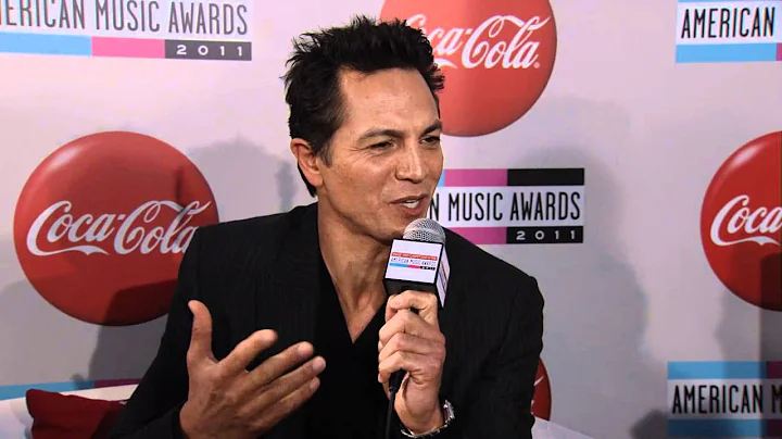 Benjamin Bratt Red Carpet Interview AMA 2011