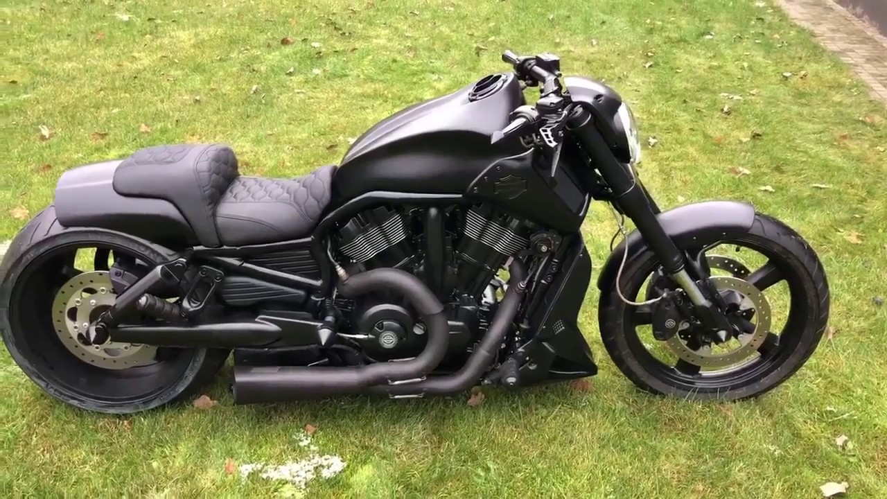 Custom Matt Black Harley Davidson V Rod Muscle  360 rear 