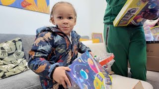 'They are so grateful': Agents for Advocacy spreads holiday cheer in Buffalo