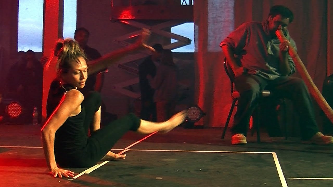 Brolga Dance - YouTube