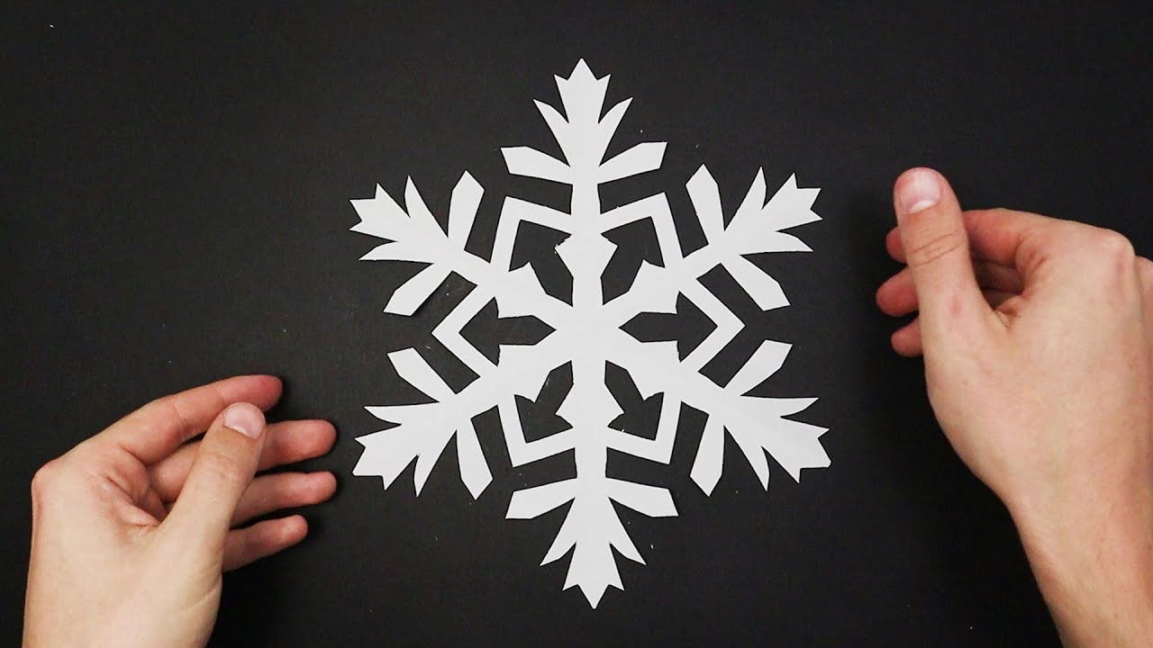 EASY Paper snowflake in 5 minute craft - Paper snowflake - DIY