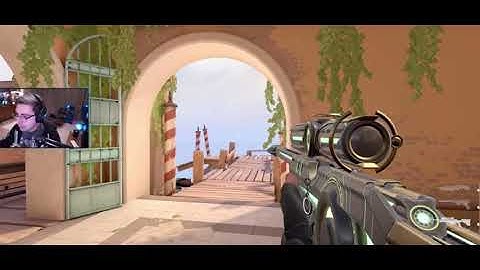 Shroud shows the difference between toggle and hold NEW META!!😱