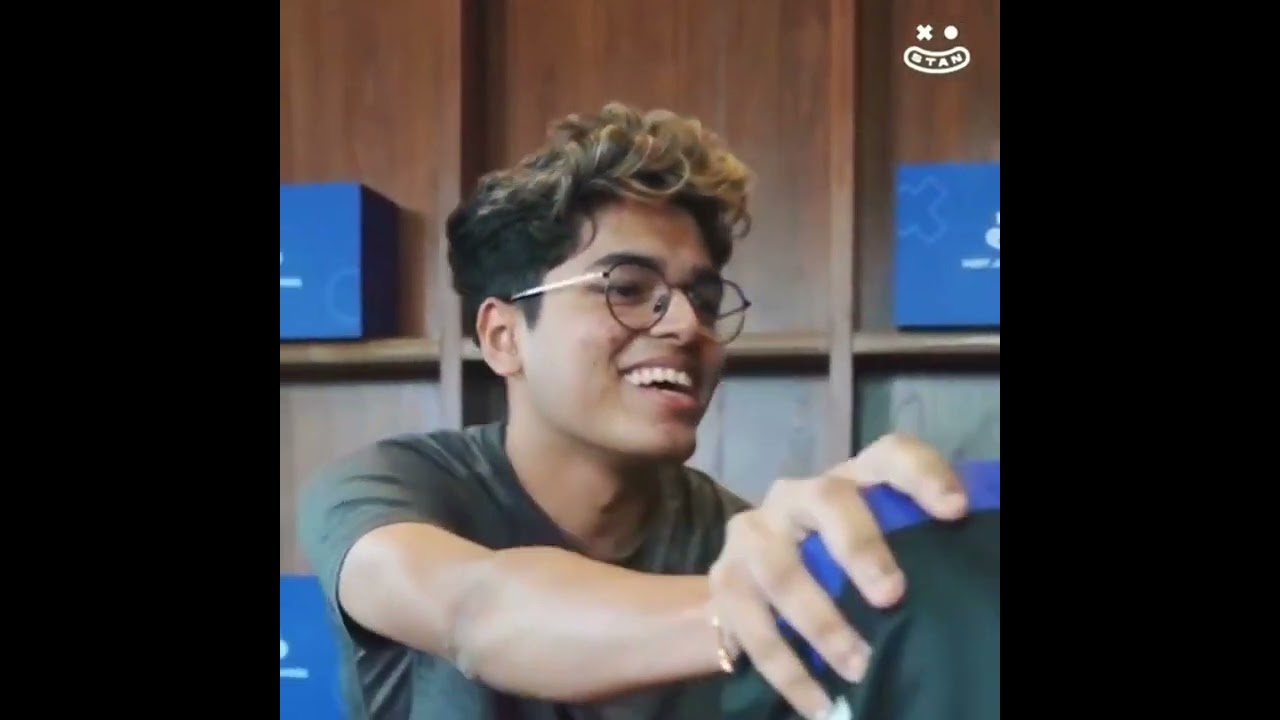 Jonathan's Fan an Emotional after meeting Jonathan ❣️😊