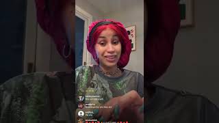 EATING CRABS WITH CARDI B