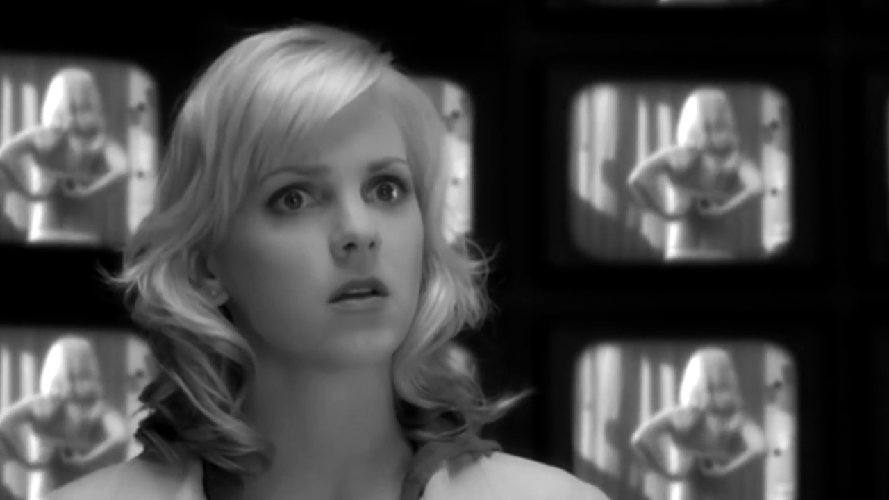 Qubit Walkers (Hydrodynamic Quantum Analogs)