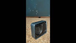 jbl go2 bass test with some other speakers*