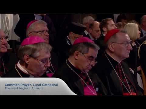 Video: Pave Francis Helliggør Oscar Romero