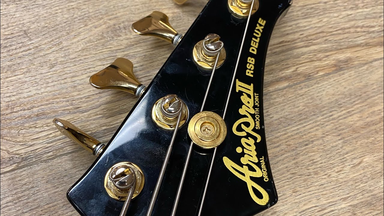 Aria Pro II RSB Deluxe Bass 80’s Era