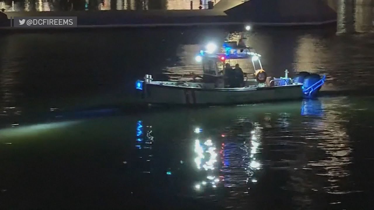 VIDEO | 3 dead after car plunges into Anacostia River in Washington D.C ...