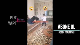 Babası uyurken osurup kaçan komik çocuk