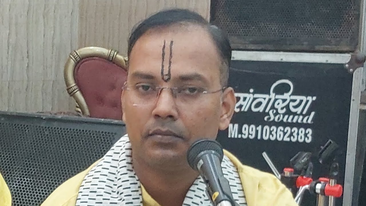 करके इशारों बुलाय गयी रे #dineshbhai #radhaashtamhi #bhajansandhya #barasana #bhajan #bhaktirasrang