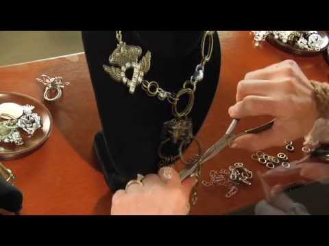 How to Make the Roaring Lioness Necklace using the Art-i-Cake™ by Amy ...
