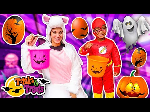 HALLOWEEN TRICK OR TREAT for Toy Egg Surprise and Candy With DJ's Clubhouse