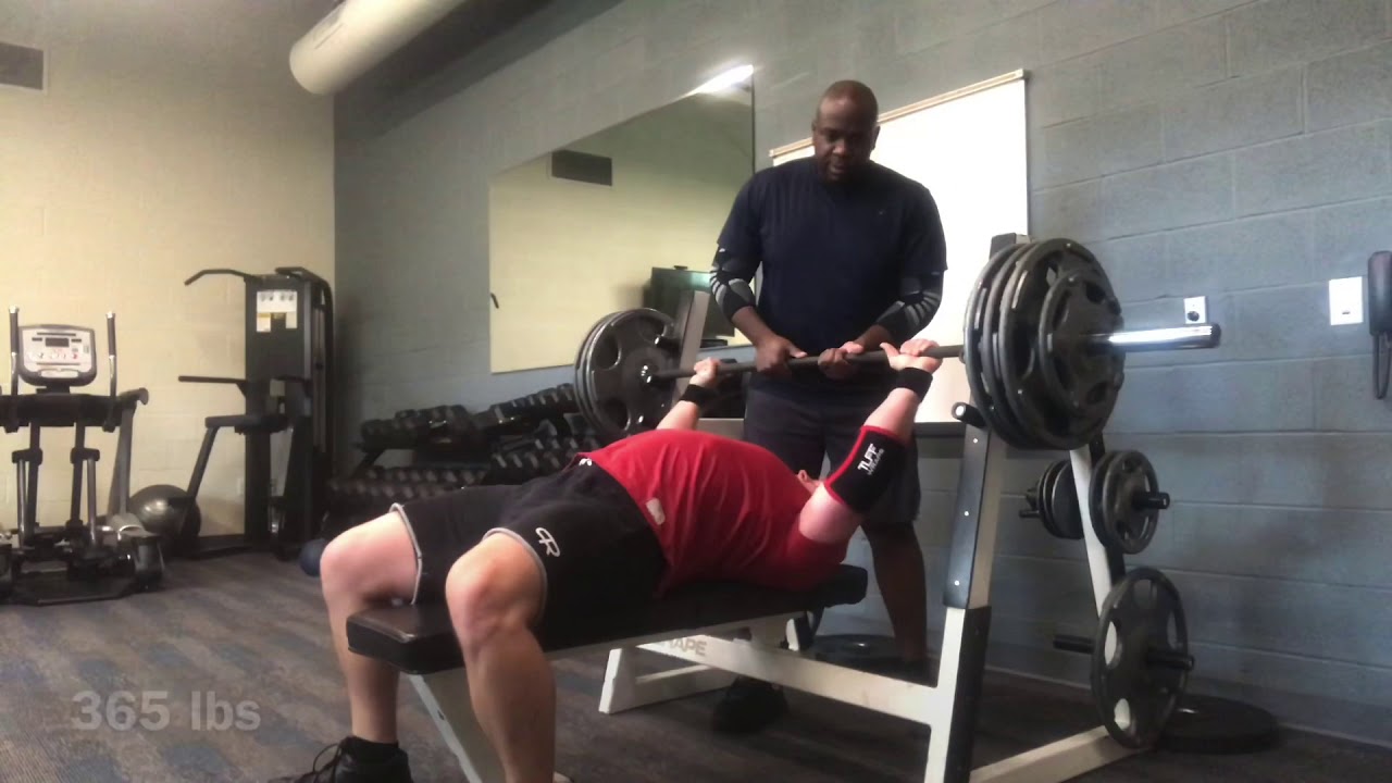 405 lb Bench Press Attempts - YouTube