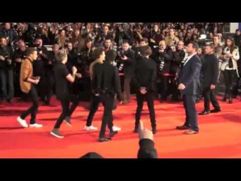 Psy Gangnam Style  One Direction in Cannes with NRJ Music Awards 2013